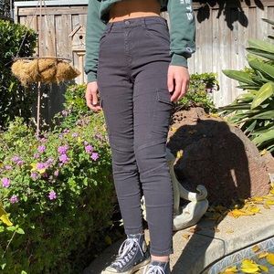 High Waisted Slim Cargo Pants - Garage